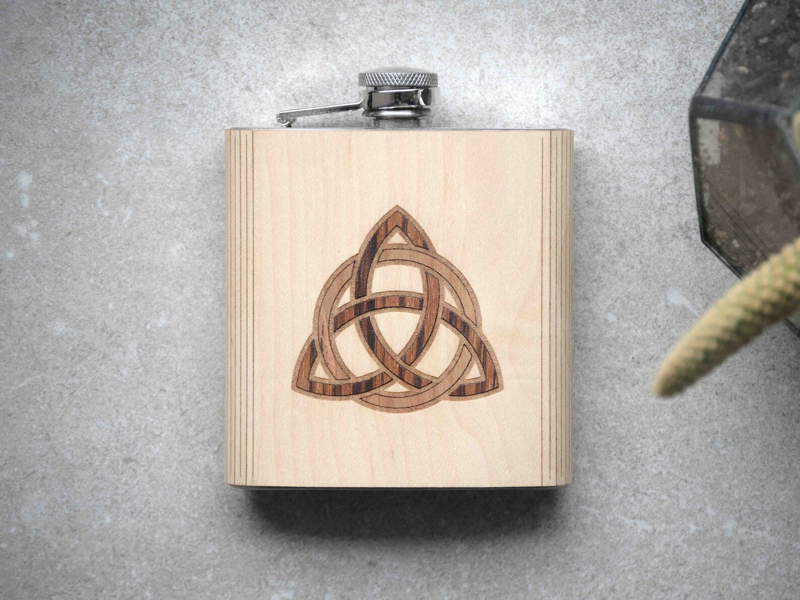 Celtic Knot - Wooden Hip Flask For the Bar Autumn Woods