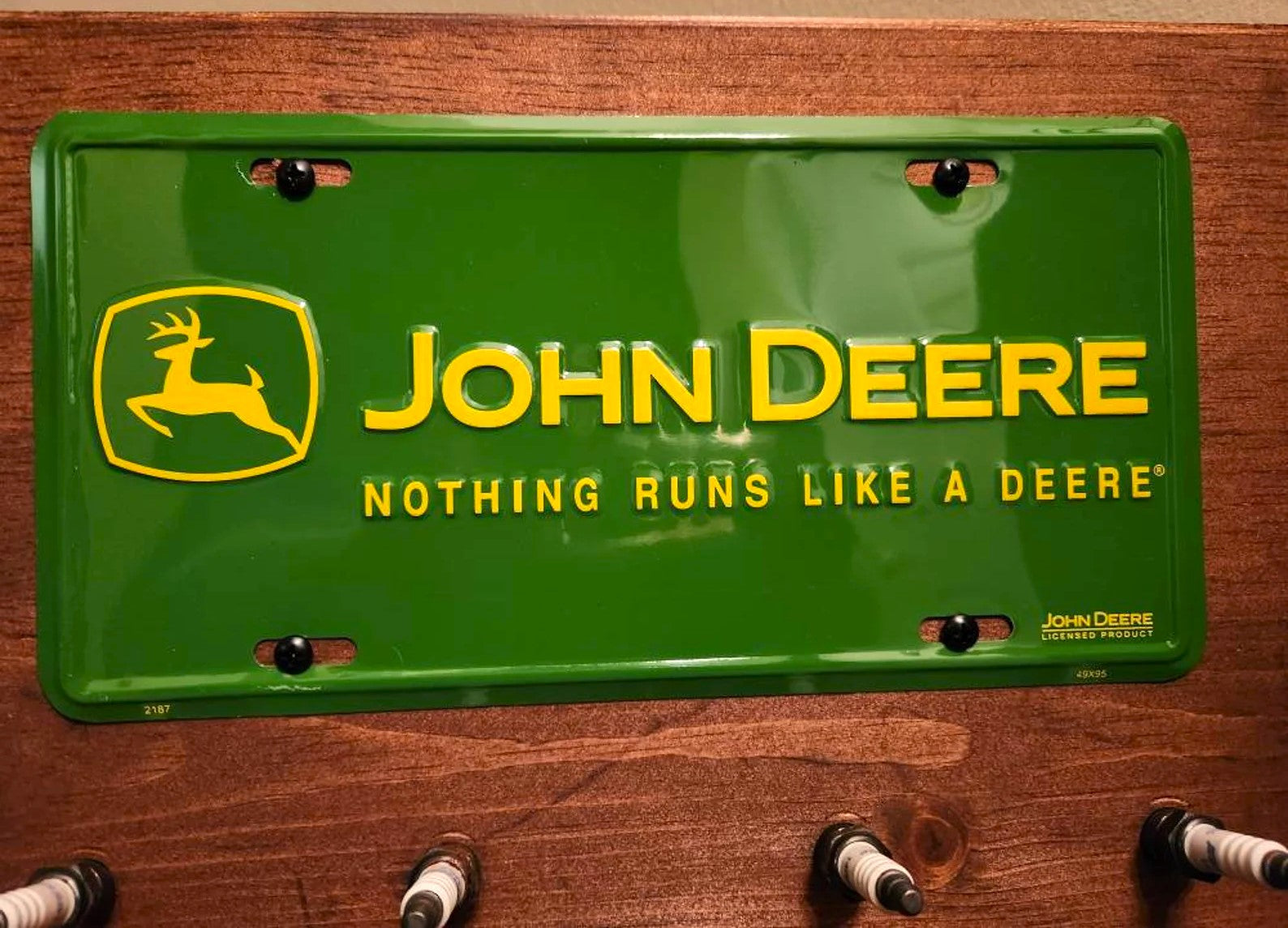 John Deere - License Plate Spark Plug Rack For the Gear Head Lean2 Designs