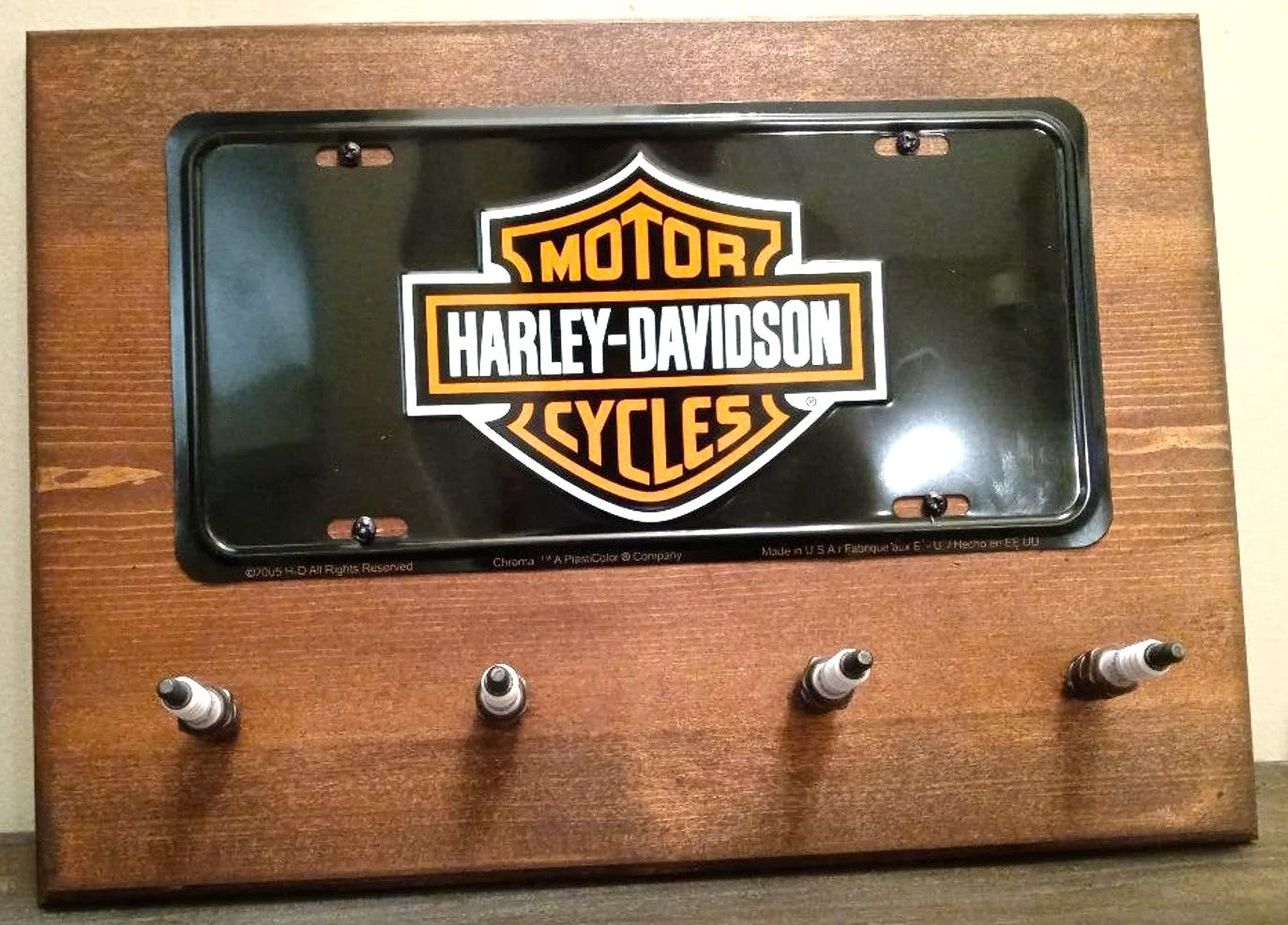 Harley-Davidson - License Plate Spark Plug Rack For the Gear Head Lean2 Designs