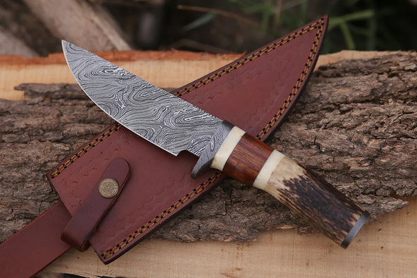 Skinner Knife - Damascus Steel – Stag Handle For the Outdoorsman Orklo Knives