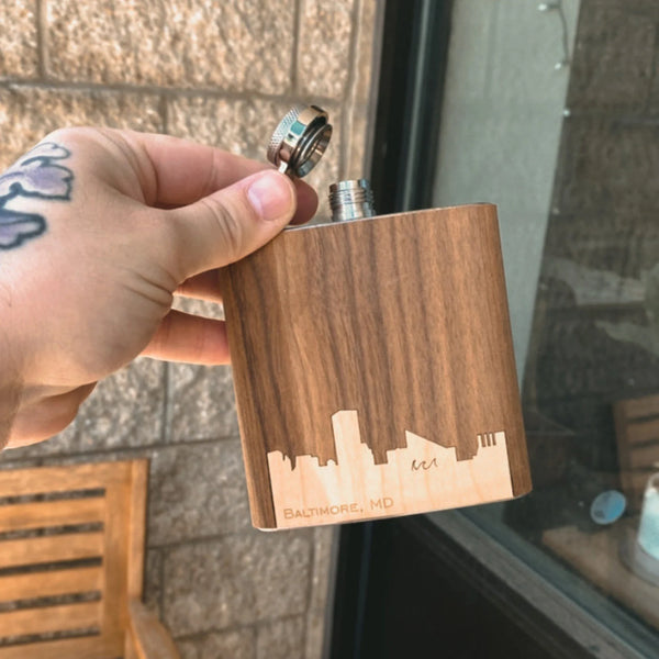 City Skylines - Wooden Hip Flask For the Bar Autumn Woods