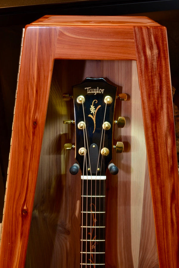 ClimaStand Triangle Humidor with Base - Cedar