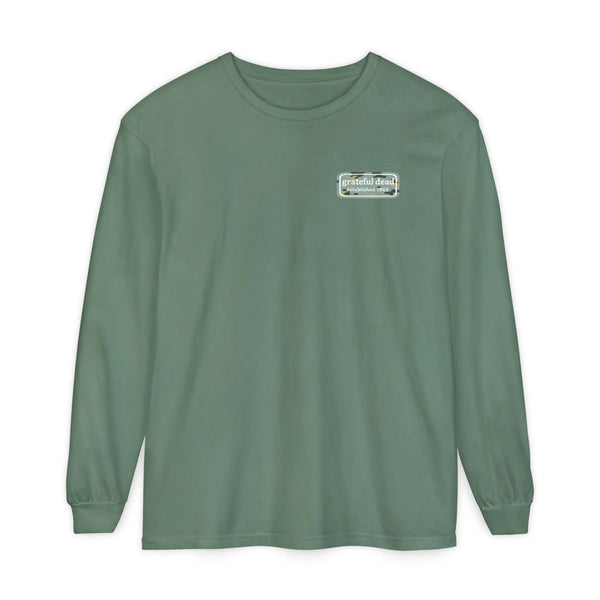Green long-sleeve shirt, front small chest label, crew neck top