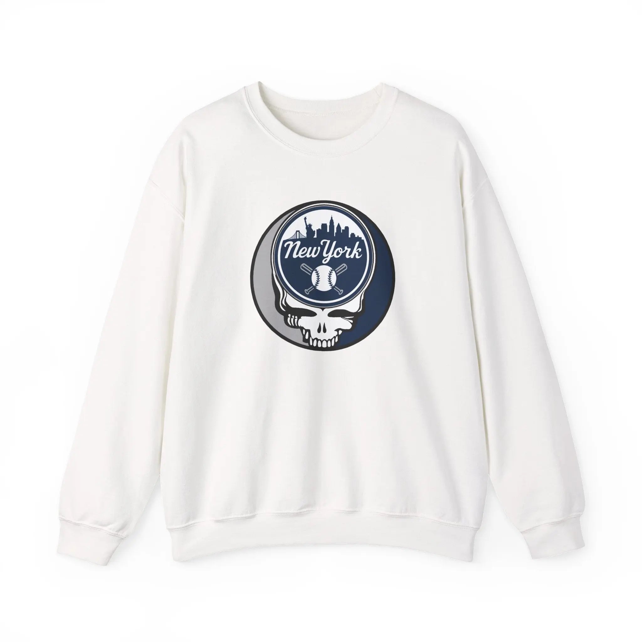 New York Yankees Stealie crewneck sweatshirt, white, front view with circular skull logo