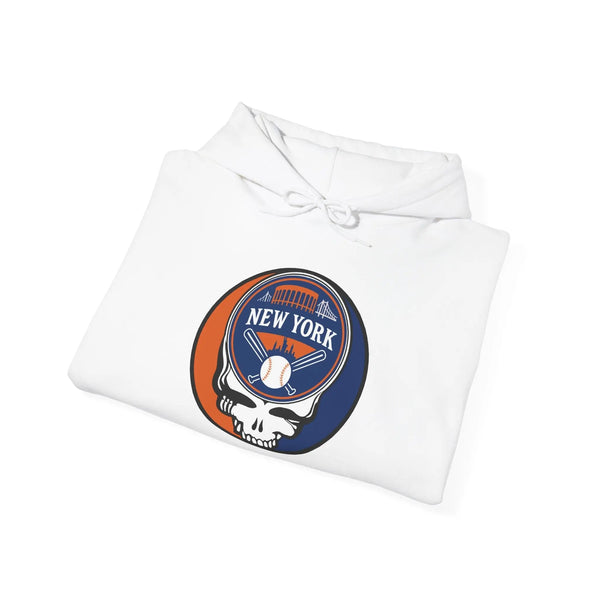 White hoodie with adjustable hood, front pouch pocket, New York Mets logo patch