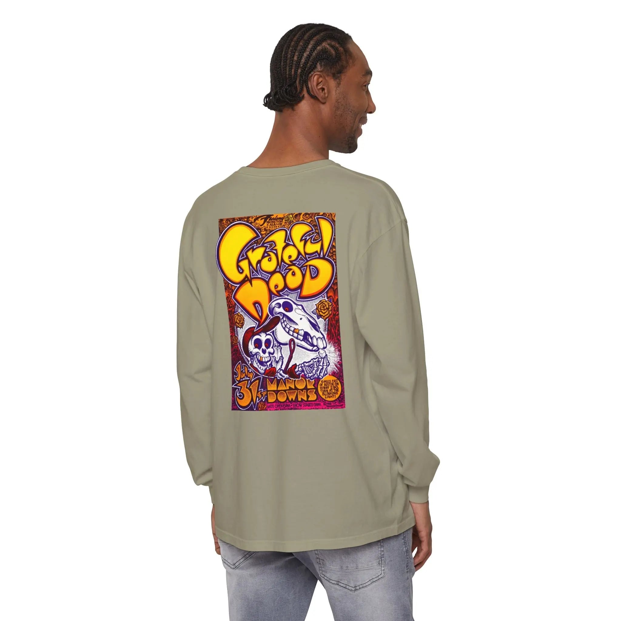 Long-sleeve T-shirt, olive, back square graphic print and crew neckline