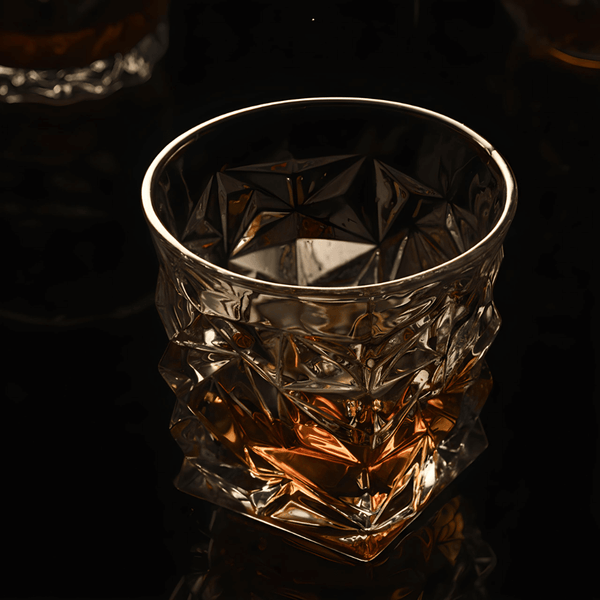 Silver-toned faceted Japanese crystal whisky tumbler with diamond cuts