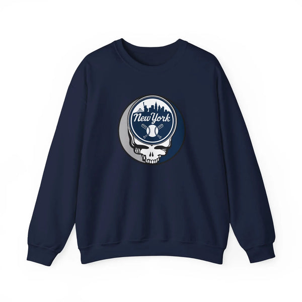 New York Yankees Stealie crewneck sweatshirt, navy, front view with circular skull logo