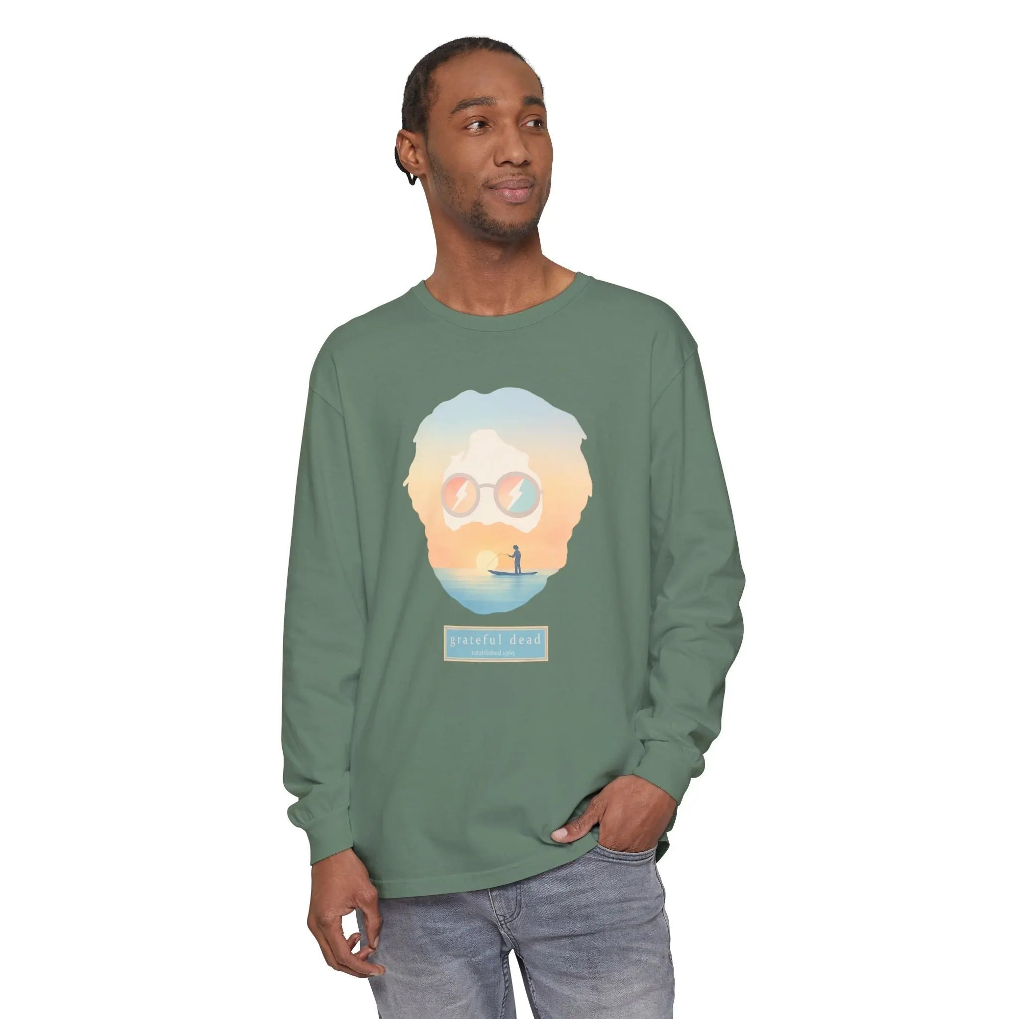 Light green long-sleeve T-shirt with chest graphic