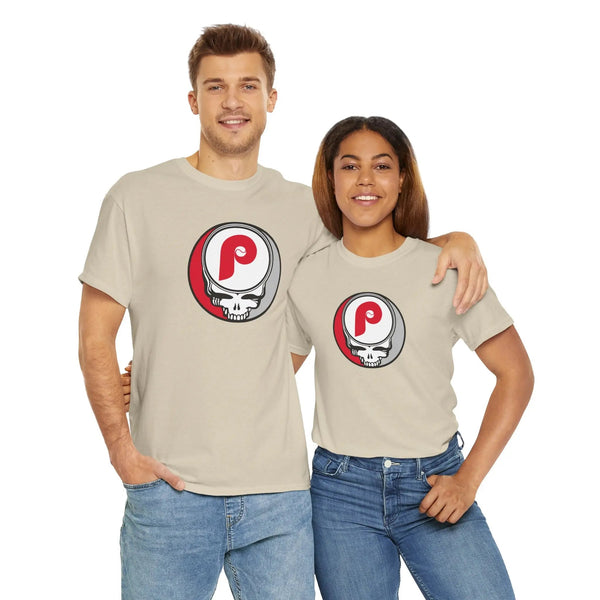 Beige short-sleeve T-shirt with circular P skull team logo