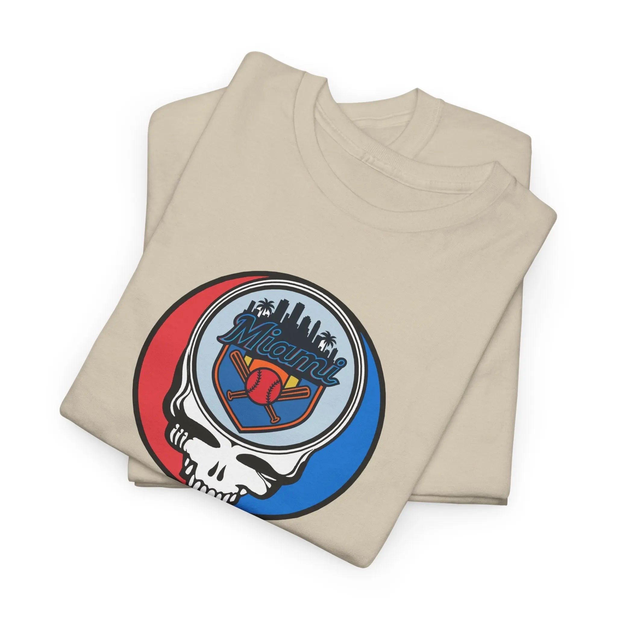 Stealie T-shirt in sand/beige with circular skull logo graphic