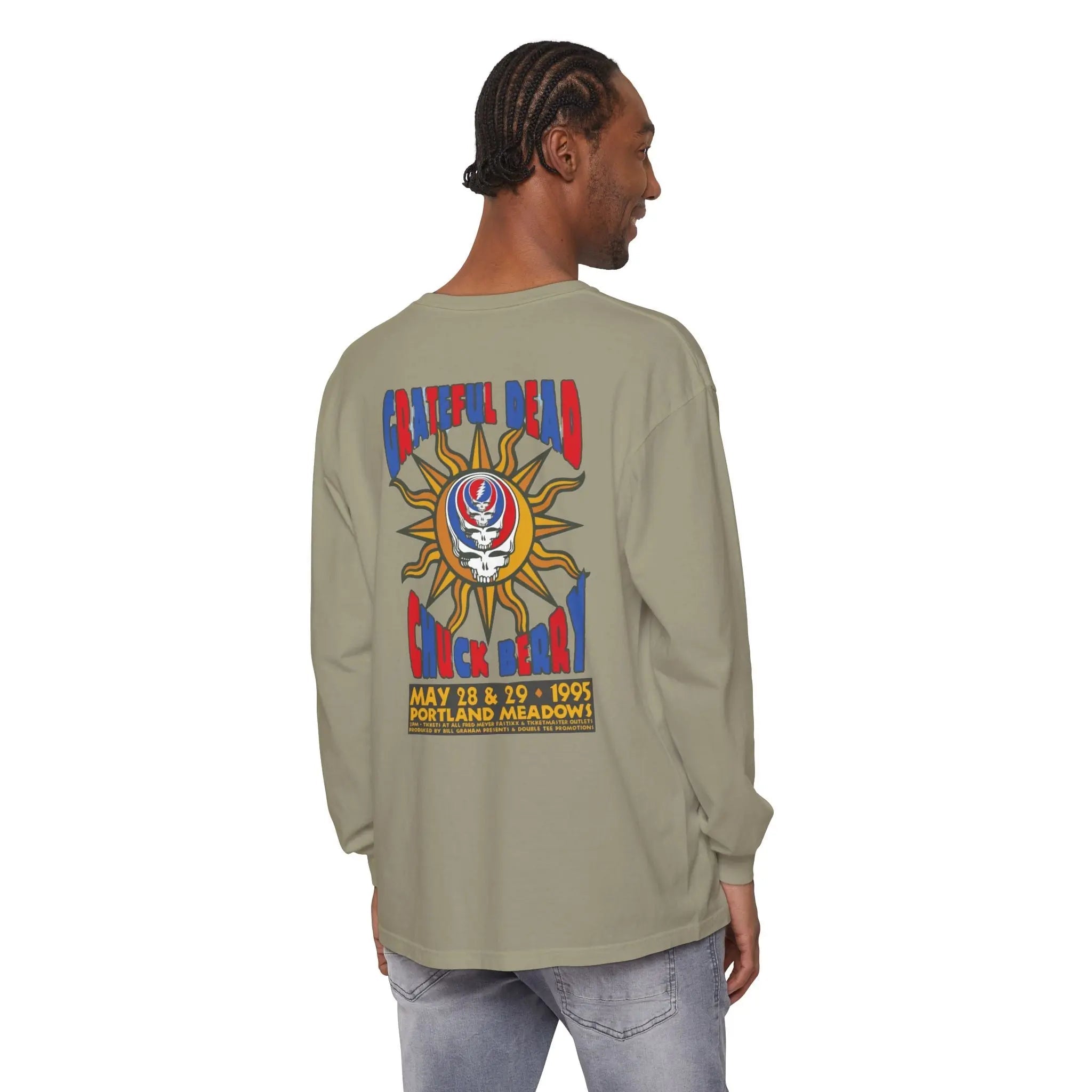 Gray long-sleeve T-shirt with large back festival skull graphic