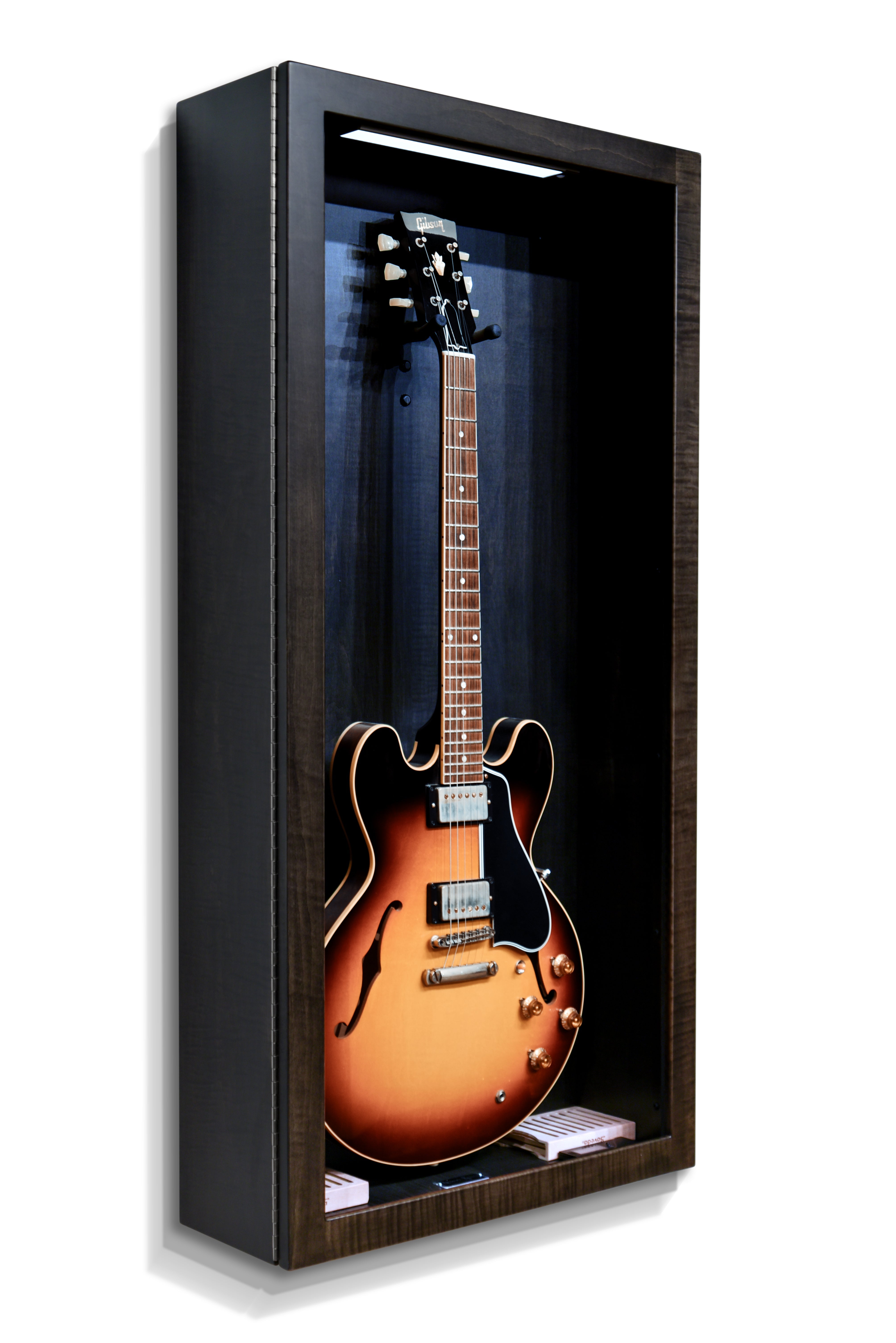 ClimaCase Rectangle Humidor - Flamed Maple with Ebony Stain