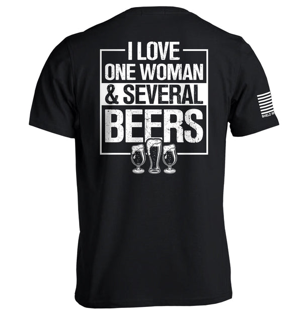 Black T-shirt with 'I LOVE ONE WOMAN & SEVERAL BEERS' back graphic and beer mugs