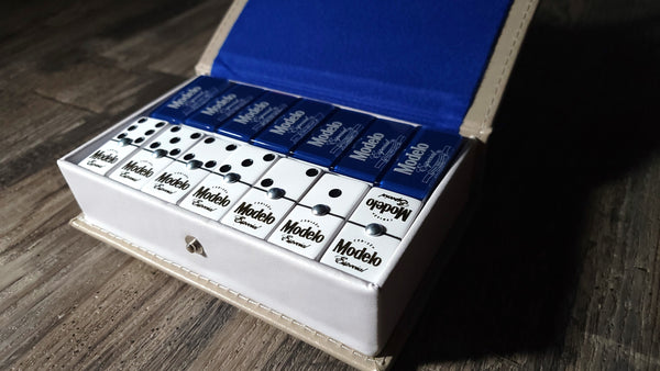 Modelo Especial - Professional Domino Set