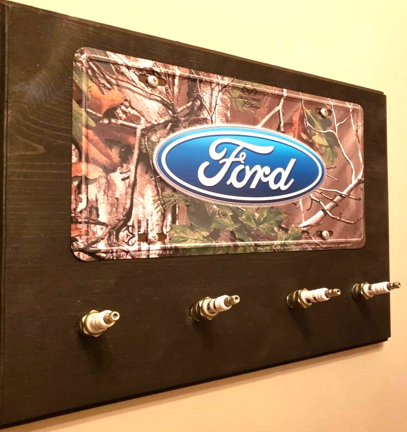 Ford Camo - License Plate Spark Plug Rack For the Gear Head Lean2 Designs