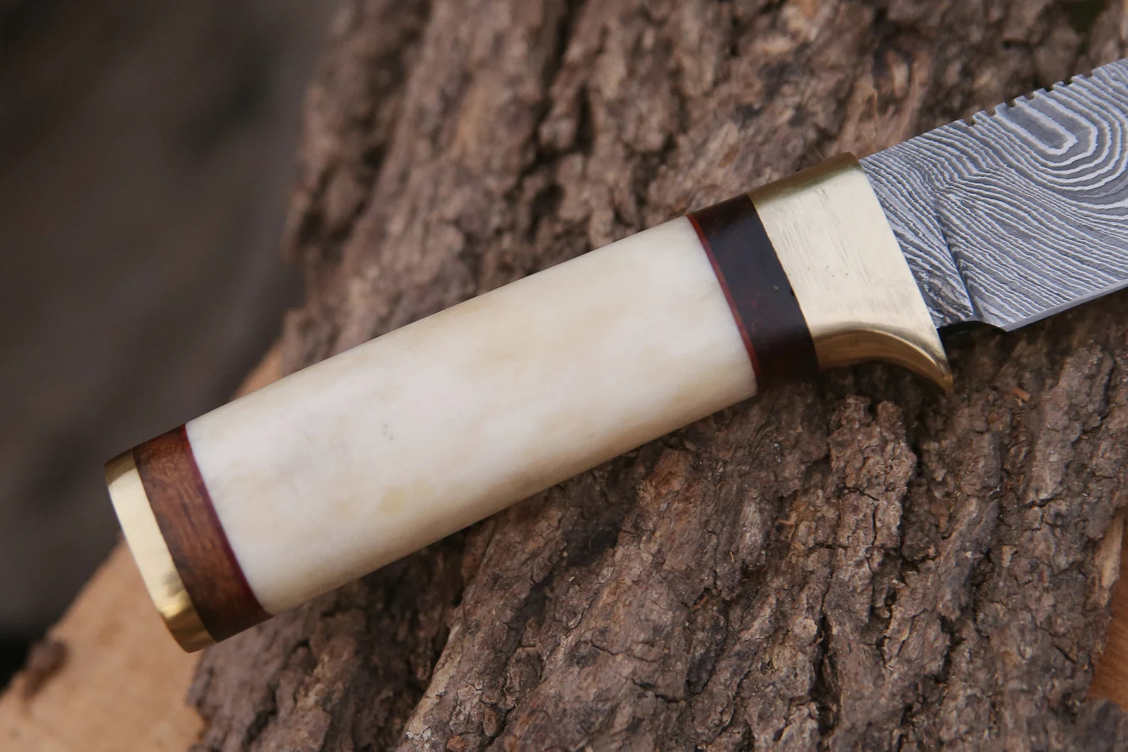 Skinner Knife - Damascus Steel – Bone Handle For the Outdoorsman Orklo Knives