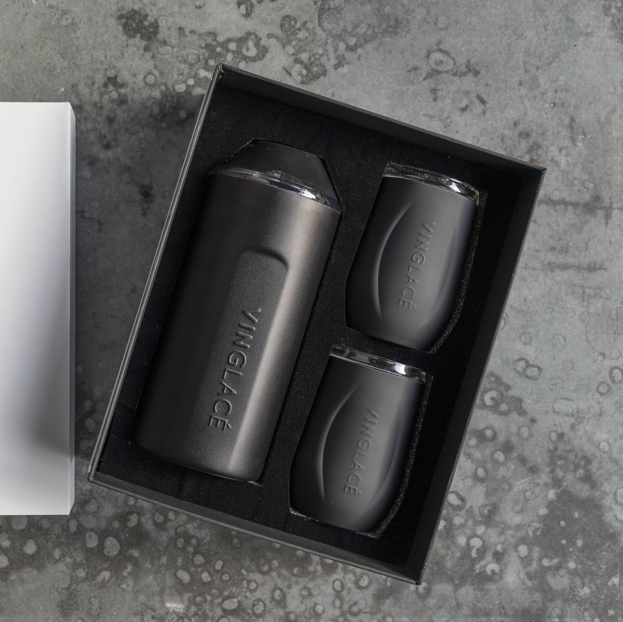 Gift set bottle cooler and two wine tumblers, matte black, in gift box